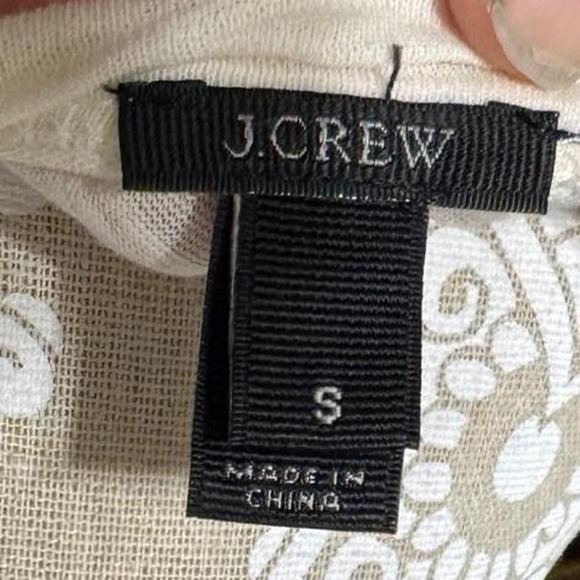 J.Crew Ivory Cotton Embroidered Reindeer Holiday T Shirt Women's Small Festive - Picture 6 of 7